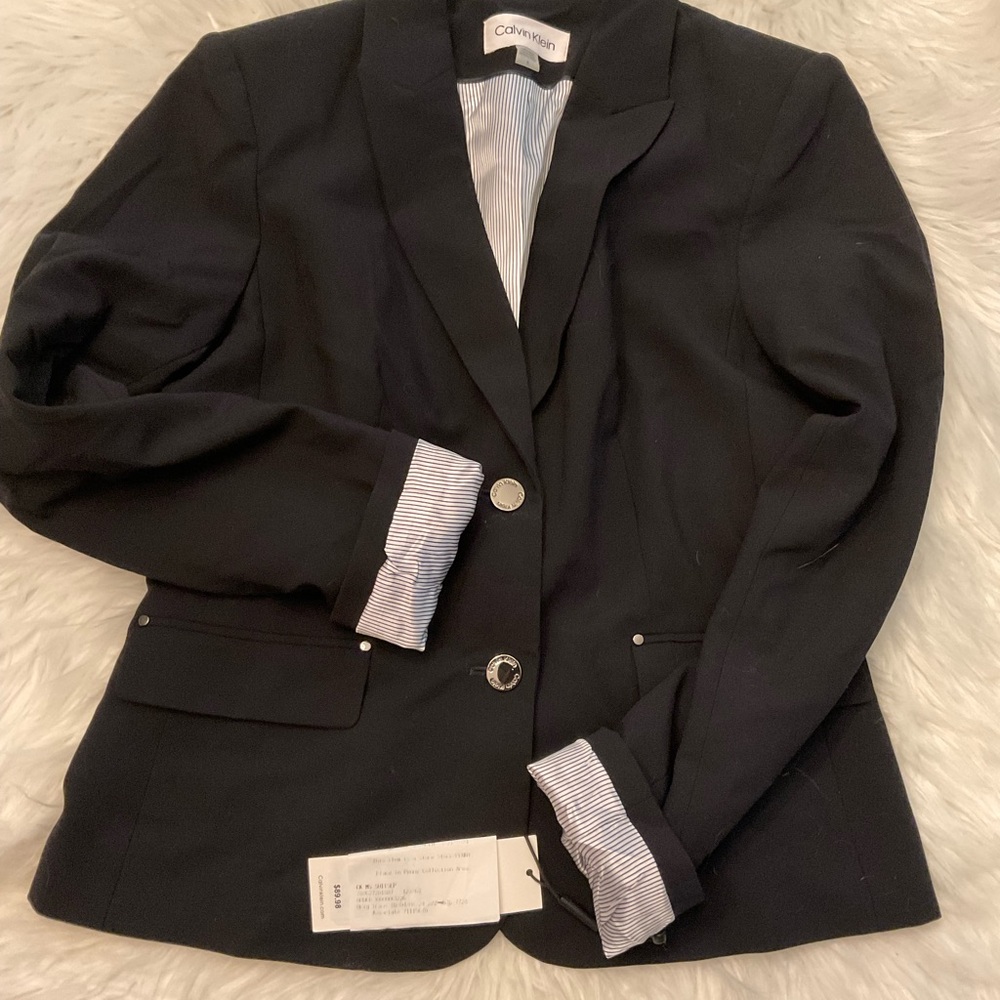 Calvin Klein Women's Elegant Black Blazer
